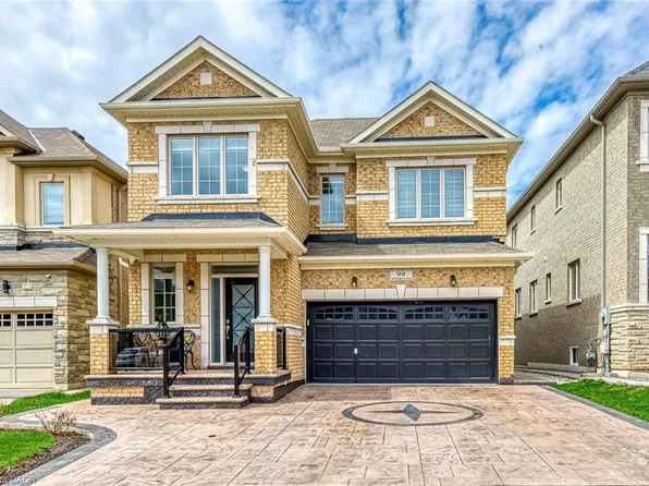 99 McKnight Ave, Hamilton, ON L8B 0T8