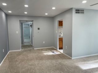 9479 Fairfax Blvd APT 202, Fairfax, VA 22031