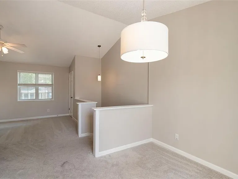 1503 E Swan Cir — Photo 6