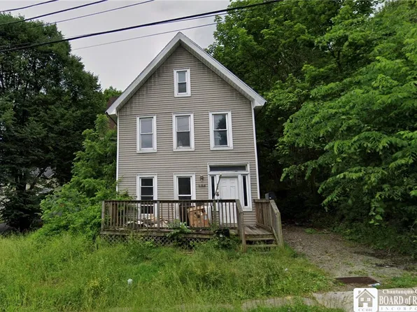 435 Winsor St, Jamestown, NY 14701