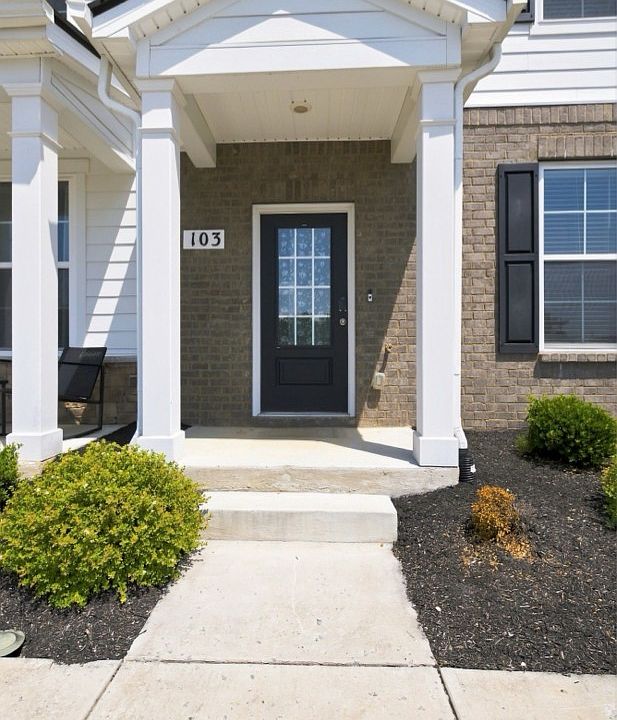 1st image of 103 Grayson Cir