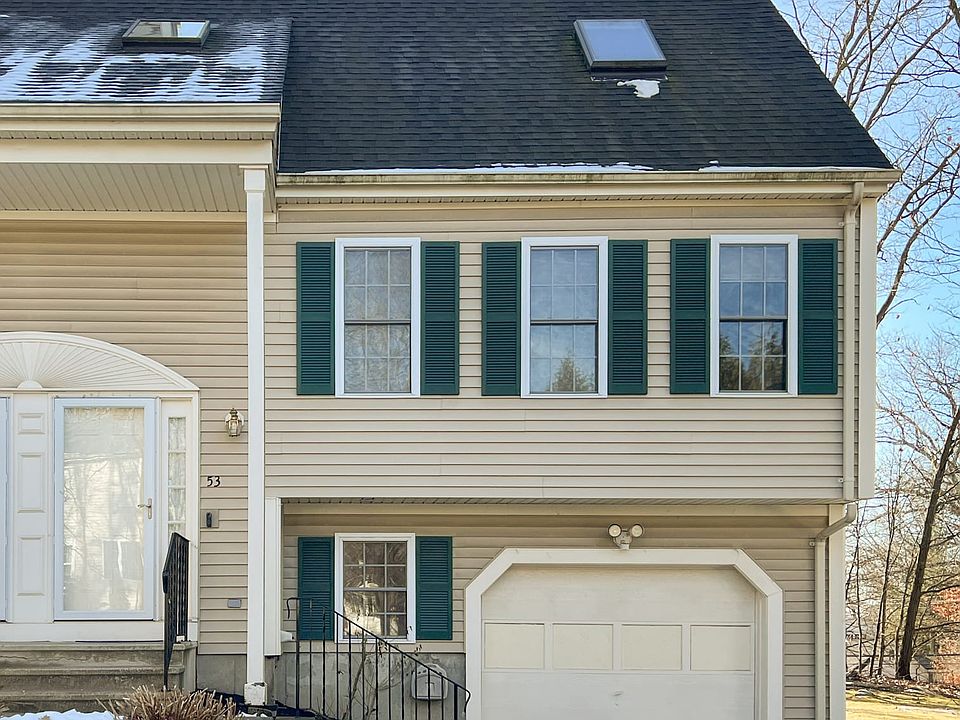 1st image of 53 Arrowwood Dr