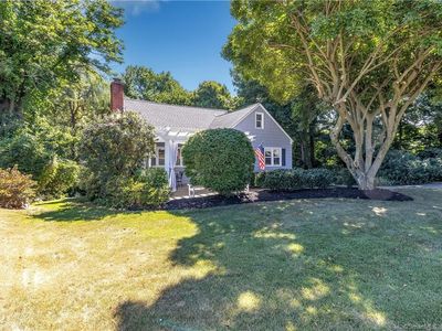 5286 Main Street, Trumbull, CT, 06611