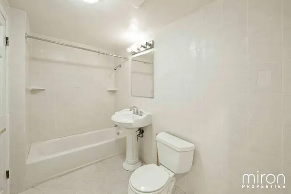 Rented by Zumper Inc | media 33