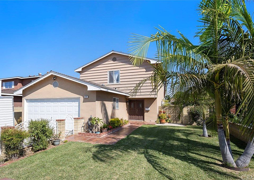 1st image of 13381 Safari Dr