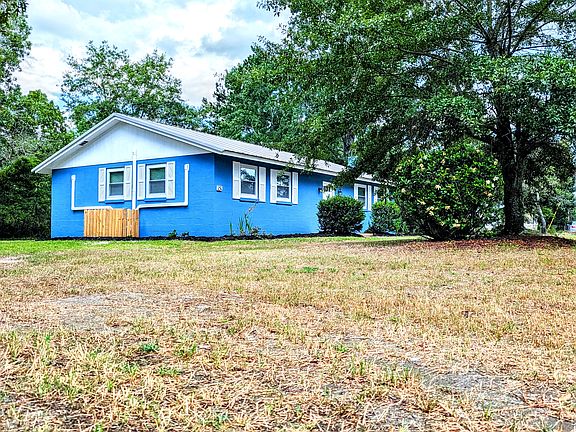 Front yard from driveway