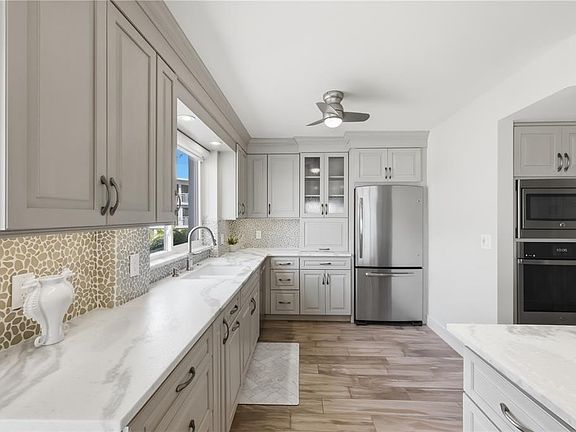 5th image of 11000 Placida Rd APT 2602