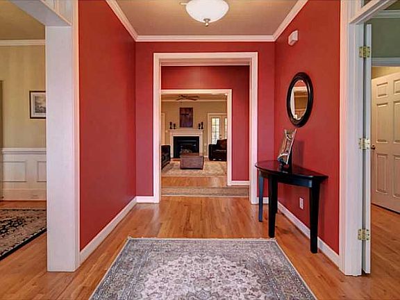 5th image of 4175 Ambassador Cir