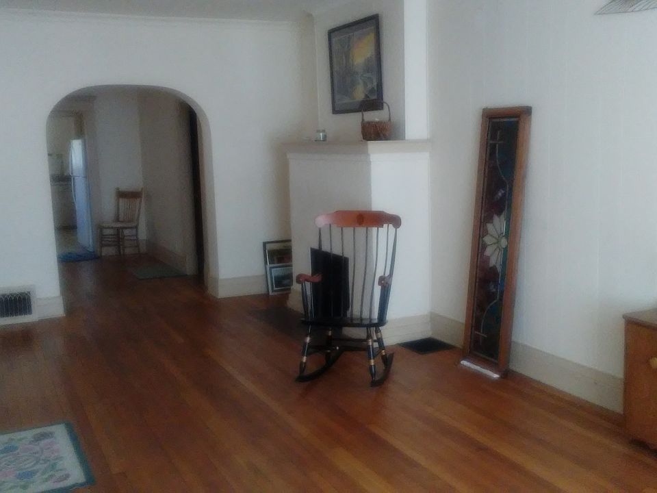 1st image of 393 N Cherry St