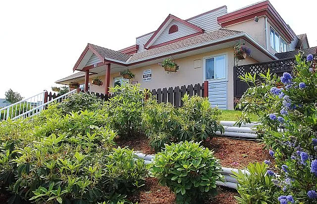 Villa Eve Townhomes — Photo 2