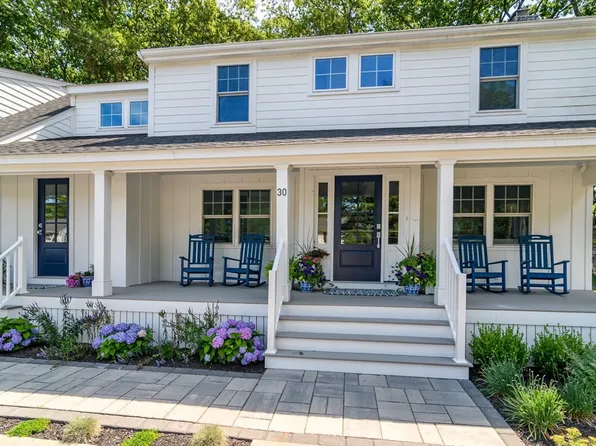 30 Snake Brook Rd, Wayland, MA 01778