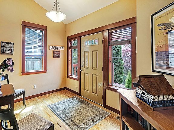 Elegant front entryway.