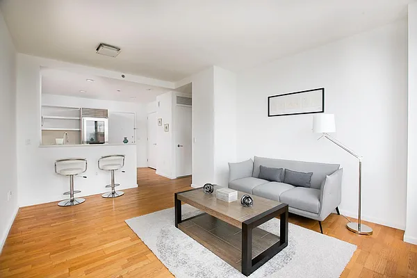 Rented by Keller Williams NYC | media 18
