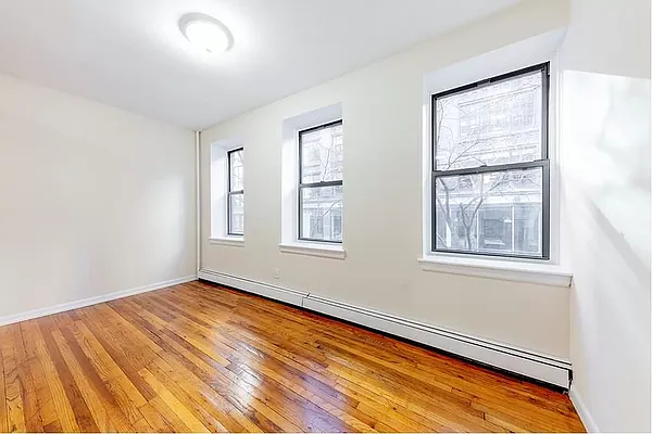 Rented by Douglas Elliman | media 8