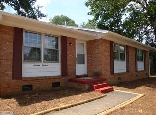 1913 Drexel Rd, Greensboro, NC 27405