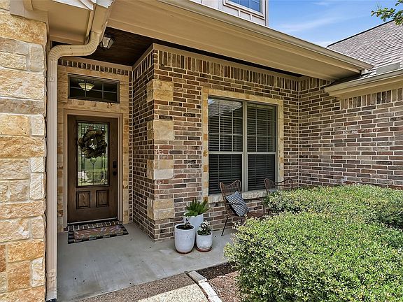 2nd image of 2909 Agee Ct