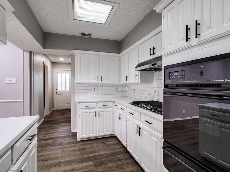 525 Harvard Dr — Photo 10