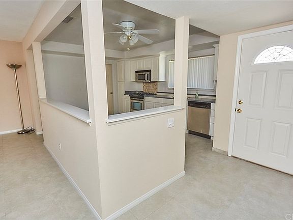 5th image of 15684 Fresno St