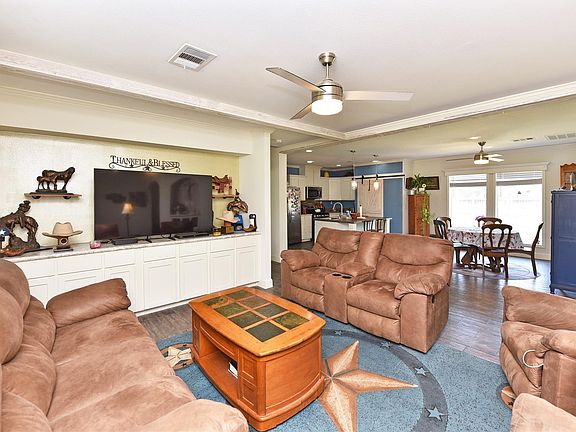 5th image of 3221 Pecha Ln