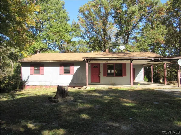 53 Milden Rd, Farmville, VA 23901