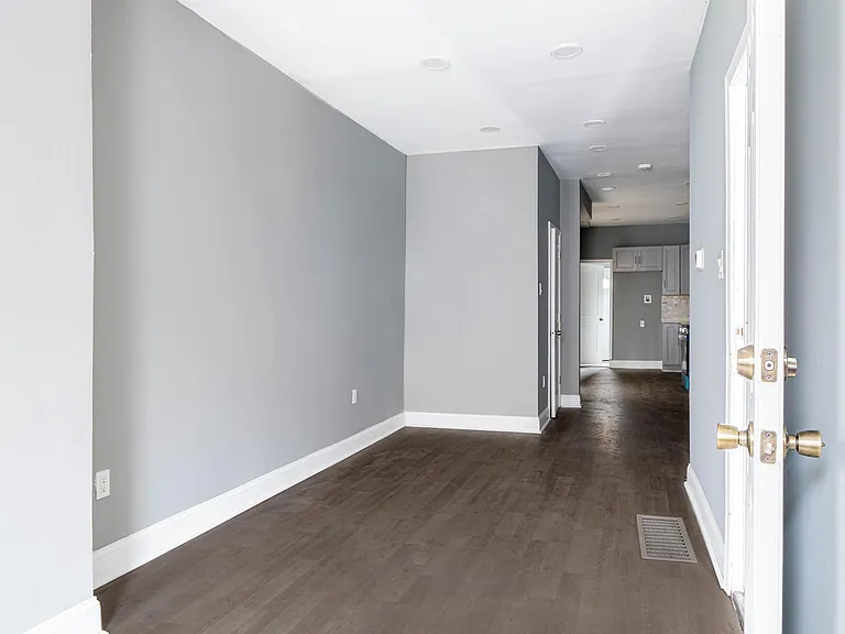 2327 N Carlisle St #1 — Photo 7