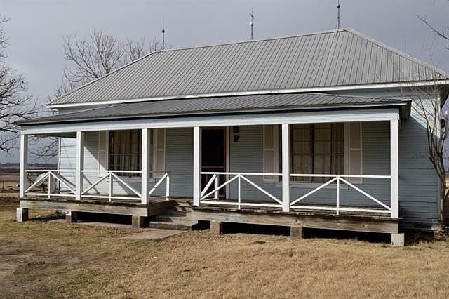 1st image of 301 Kacie Ln