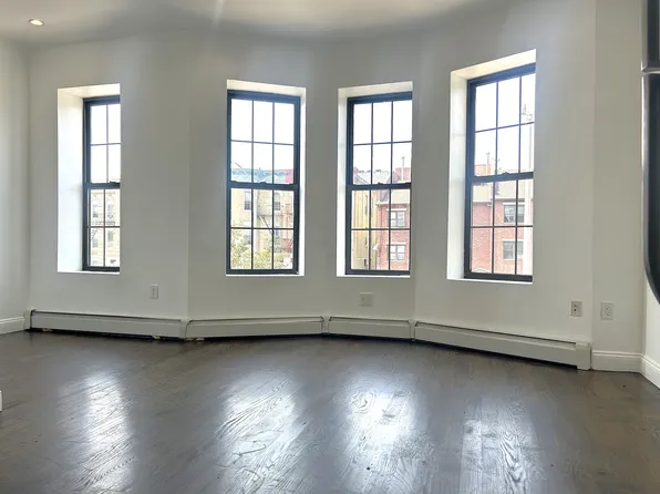 1578 Eastern Parkway image 2 of 7