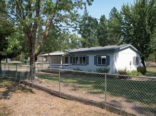 4050 Pine Meadows Dr, Loon Lake, WA 99148