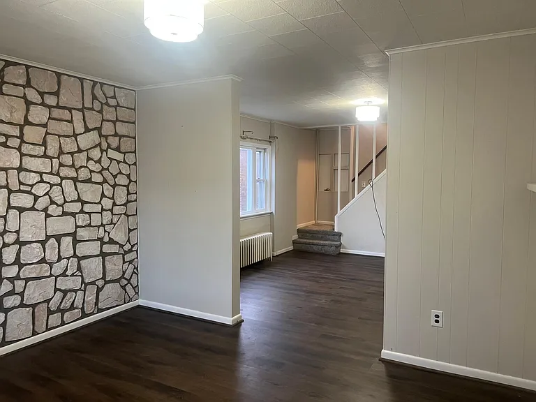 440 Washington St — Photo 6