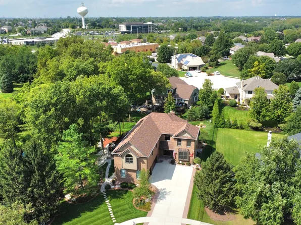 21024 Saint James Ct, Mokena, IL 60448