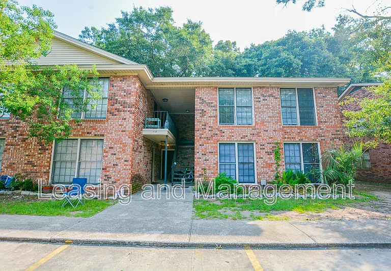 910 Sea Gull Dr #B — Photo 1