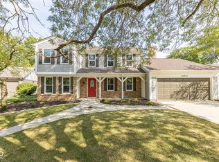 4211 Thorngate Dr, Fort Wayne, IN