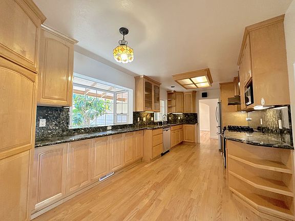 3rd image of 20715 Reid Ln