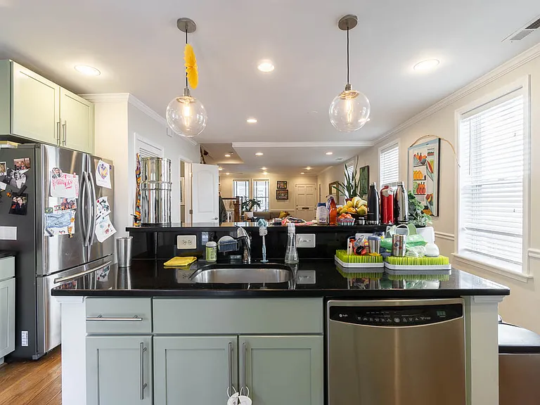 904 Webster St NW — Photo 10