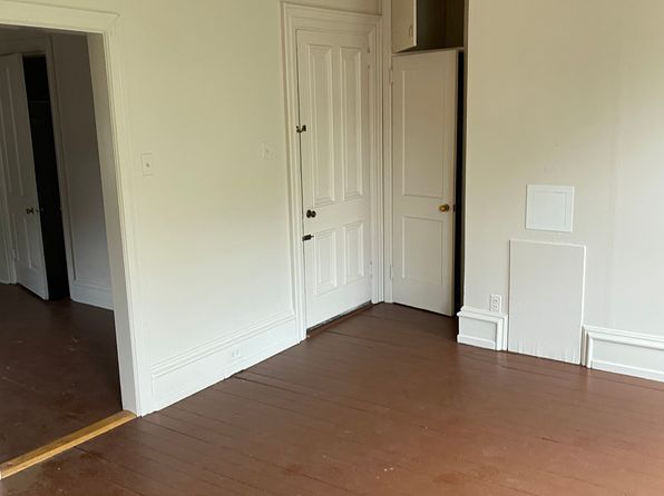 128 N Pine St APT 6