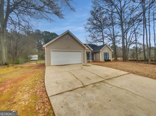 29 Saint James Pl, Sharpsburg, GA 30277