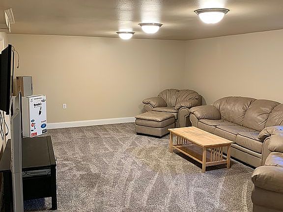 3rd image of 632 Avenue B #632