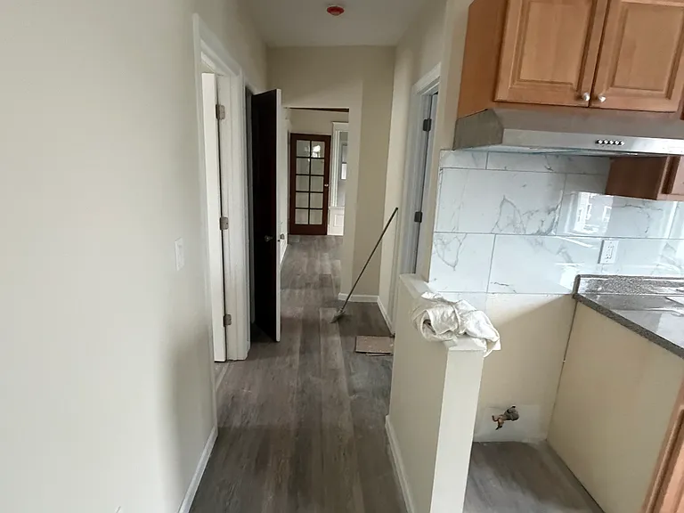 20 Fountain Pl #1 — Photo 2
