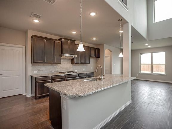 2nd image of 1528 Eagleton Ln
