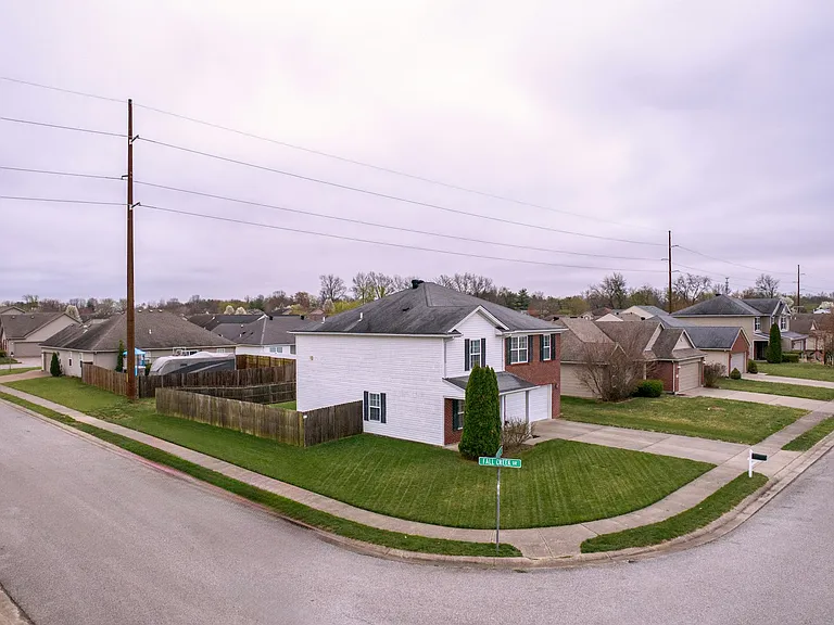 4880 Imperial Dr — Photo 10