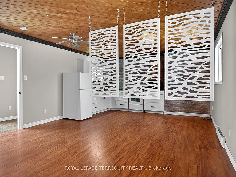 12 Concession St #A — Photo 17