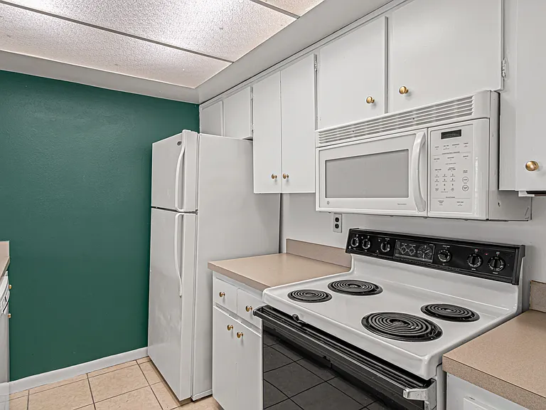 5840 Peregrine Ave #AVE2-AVE2-25 — Photo 15