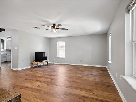 5th image of 139 Ormond Village Dr