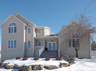 18 Highland View Pl, Middletown, NY 10940