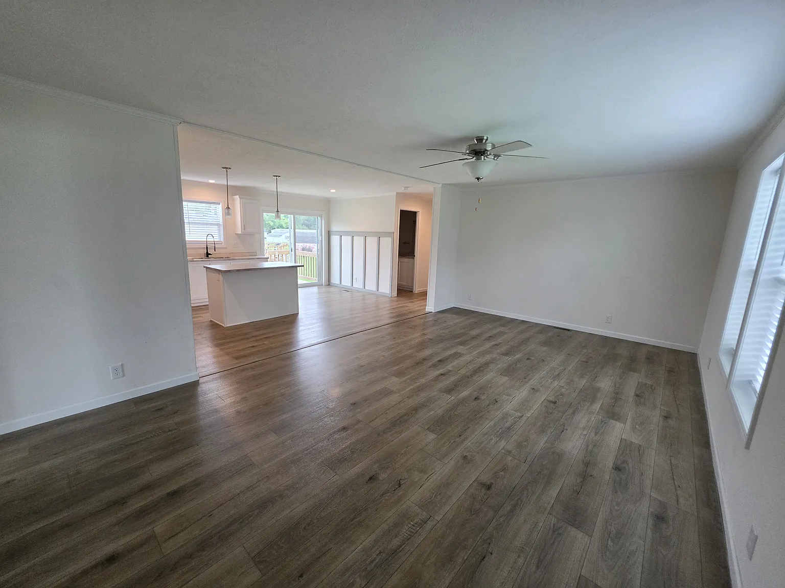 3 bed, 1393 sqft, $1,750 — Photo 3