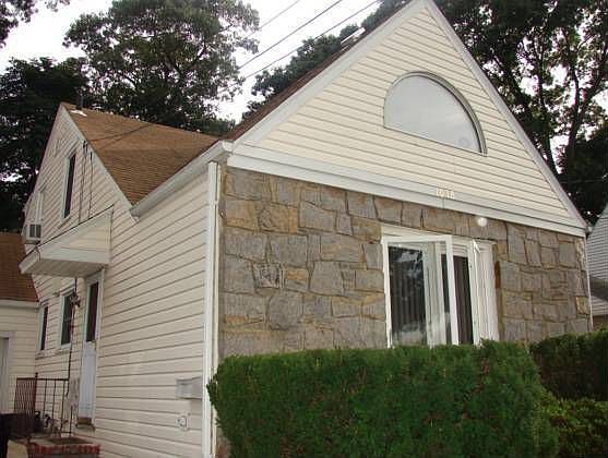 1st image of 1018 Centennial Ave