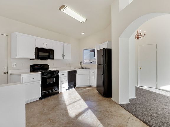 4th image of 3211 W Verde Way