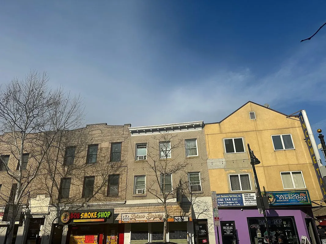 46 Ferry St — Photo 1