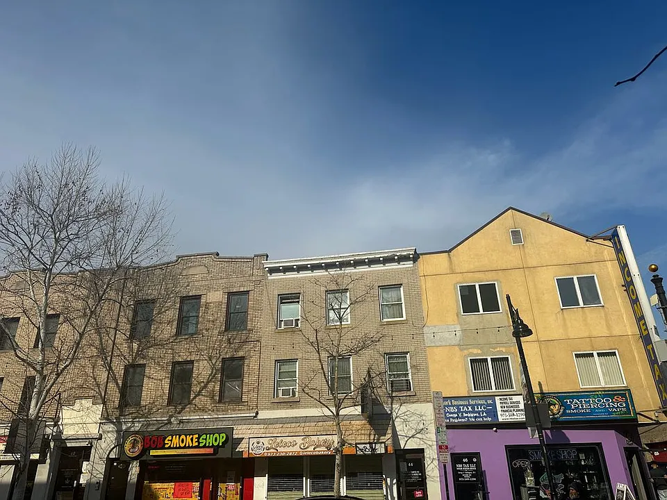 46 Ferry St #3R