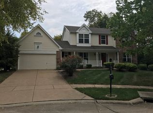 16201 Wilson View Estates Dr, Chesterfield, MO 63005